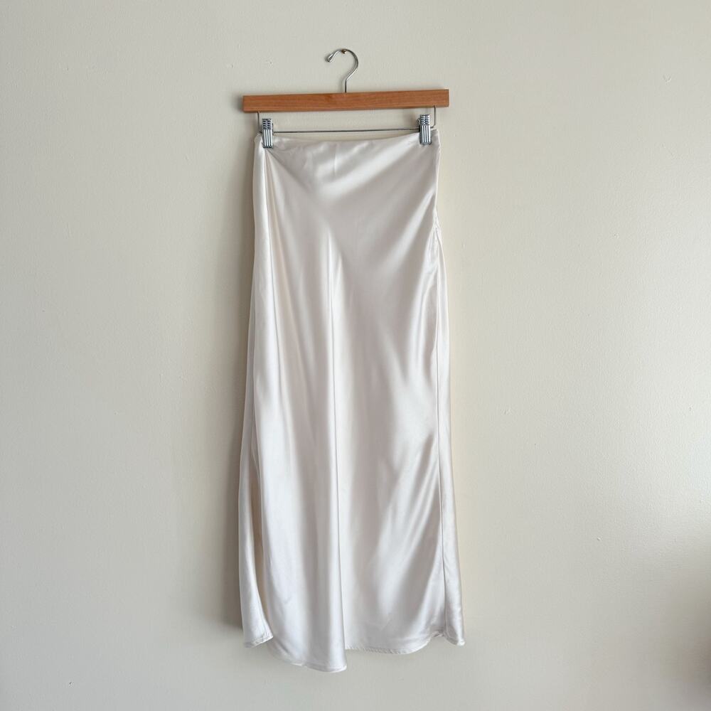 Hollister Ivory Ultra High Rise Satin Lined Back Slit Midi Skirt - XS